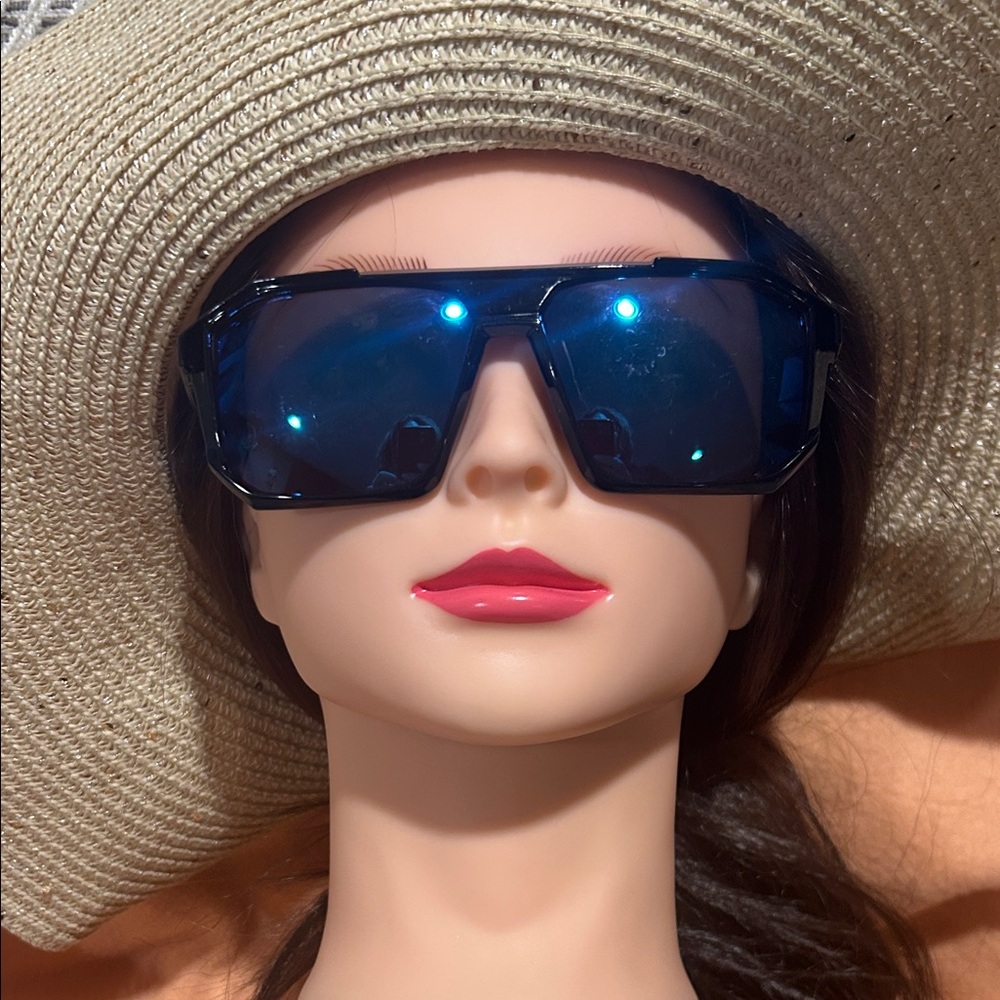 Elegant Black and Blue Sunglasses